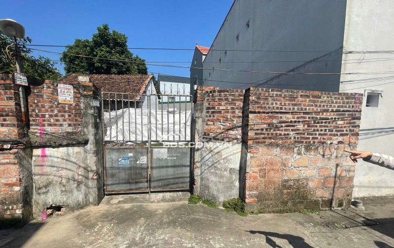 Lô đất đẹp 80 m2 ở thôn ngải dương đình dù ngõ ô tô 7 chỗ . LH 0362554684